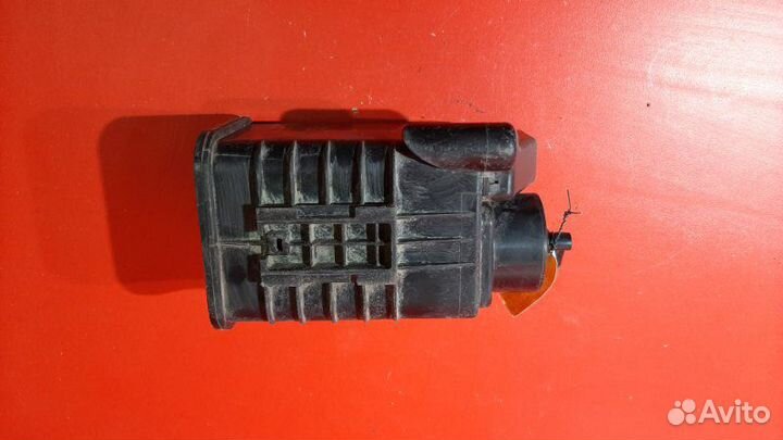 Абсорбер топливный Toyota Wish ZGE20 2ZR-FAE