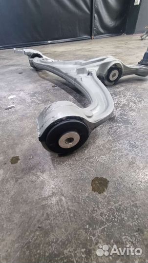 Передний,Нижний,правый рычаг на G-klass, гелик