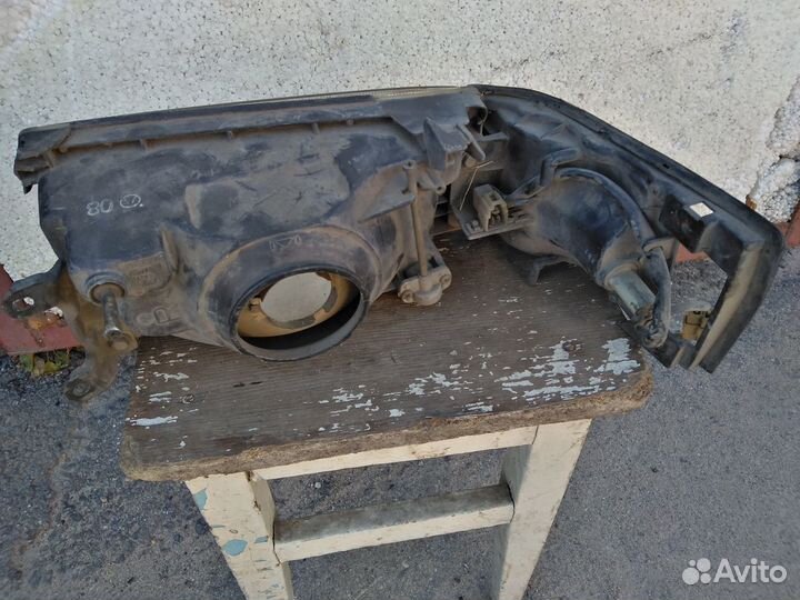 Продам фару