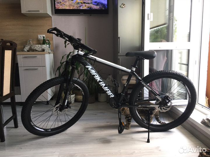 Продам новый вел makinar