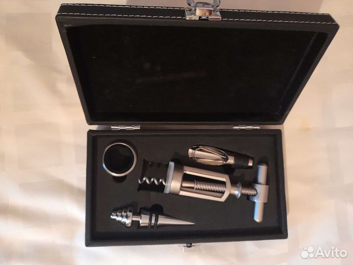 Подарочный набор новый винный аксессуары