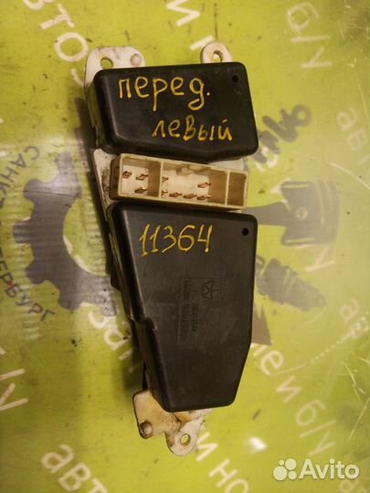 Блок стеклоподъемников Chrysler Lhs 3.5 1993