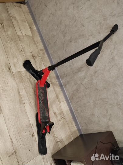 Зимний трюковой самокат