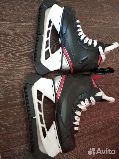 Хоккейные коньки bauer vapor x2,5 35 р