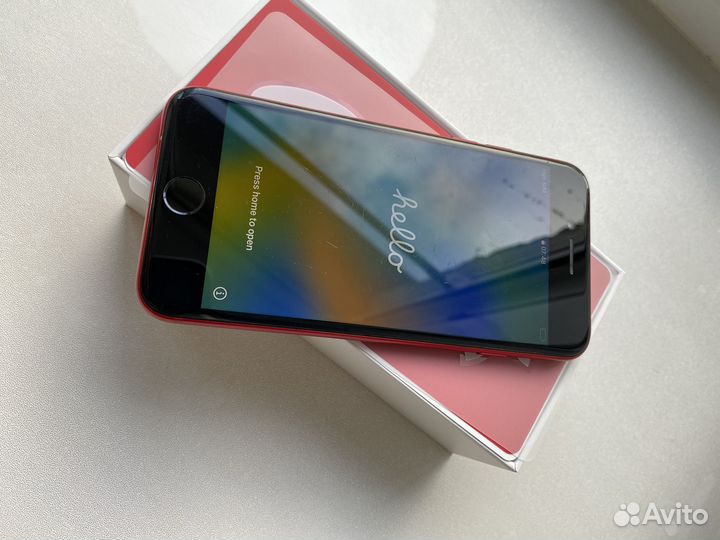 Телефон iPhone 8 64 gb
