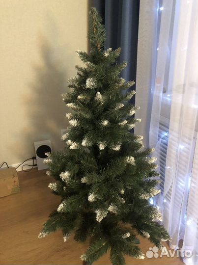 Елка искусственная