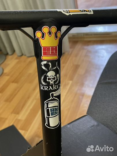 Трюковой самокат Kraken