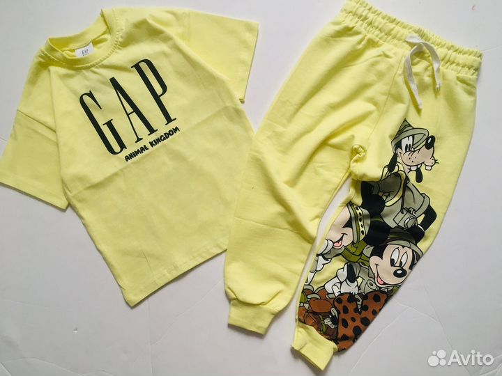 Детский костюм GAP 104
