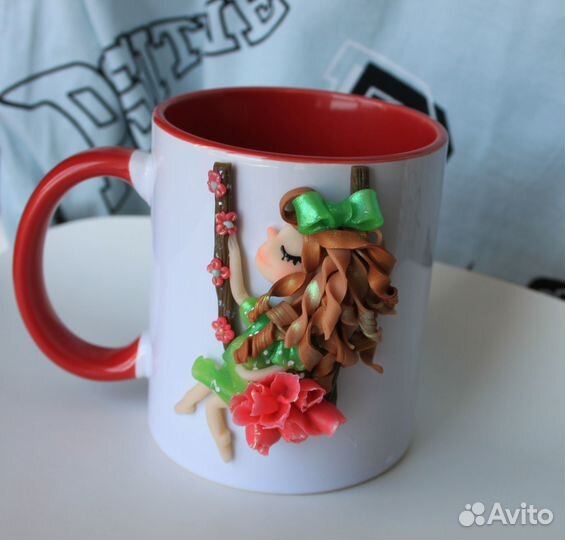 Кружка с куклой (оригинальный подарок с декором)