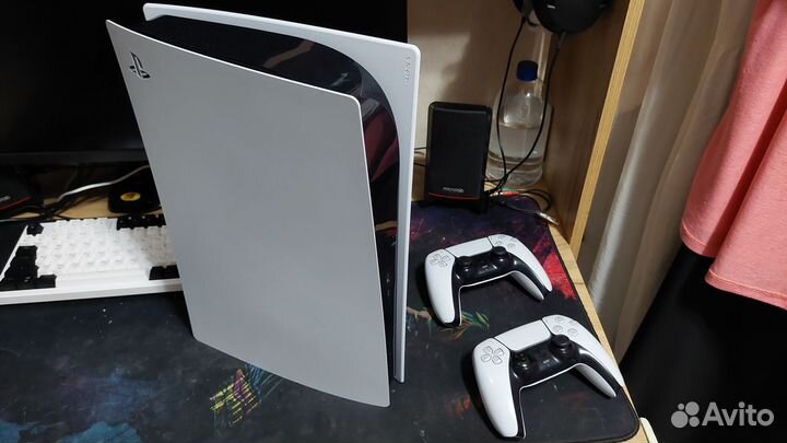 Приставка Sony PlayStation 5 (PS5) с дисководом