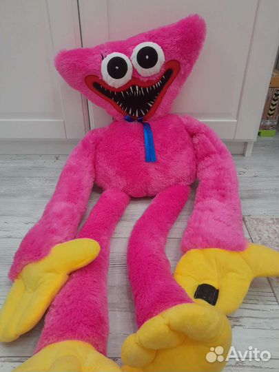 Киси миси и шапка