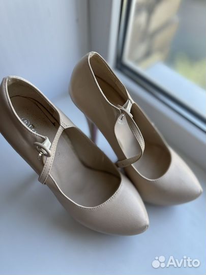 Туфли женские 39 размер