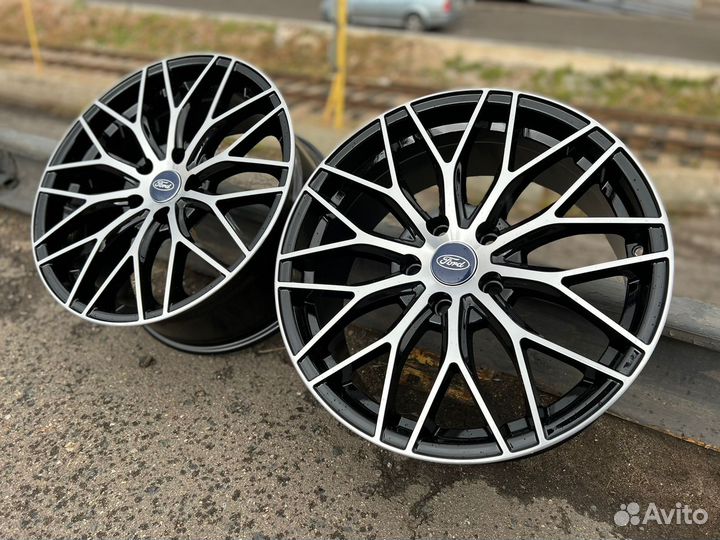 R18 комплект литых дисков Koko b-p