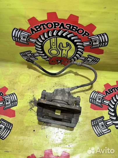 Суппорт передний правый Chery Tiggo 3