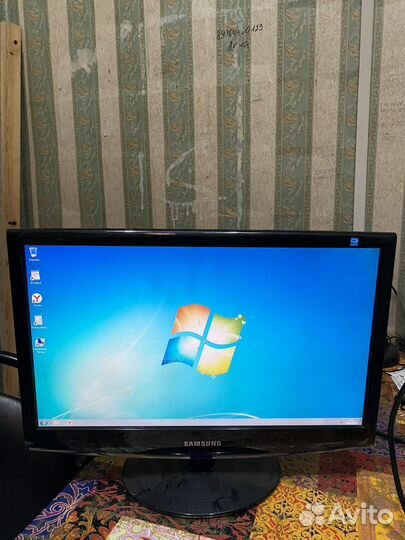 Мониторы Samsung, различные виды моделей