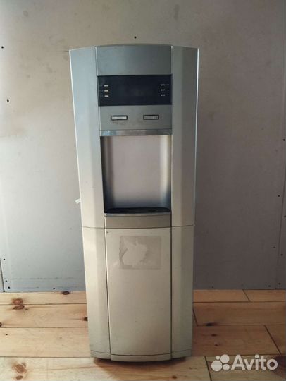 Кулер для воды