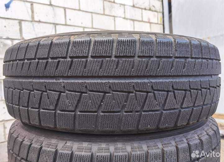 Bridgestone Blizzak Revo GZ 215/65 R16 99T