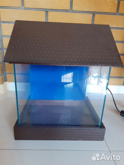 Аквариум б/у в идеальном состоянии на 15 литров