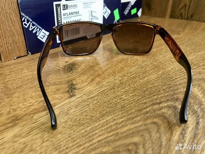 Солнцезащитные очки новые
