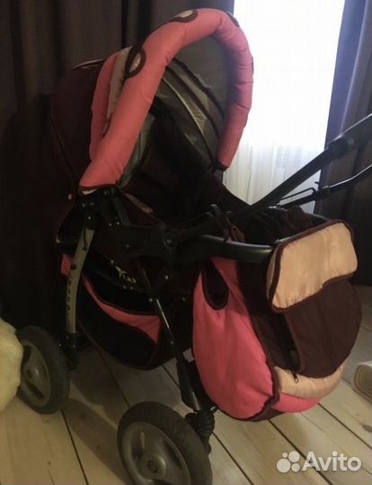 Прогулочная коляска