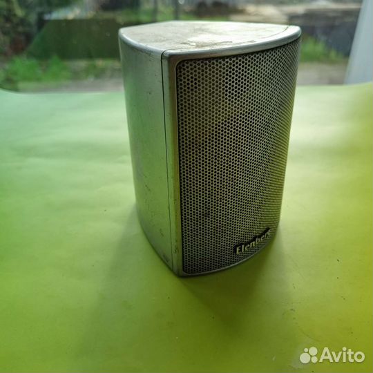 Пластиковая колонка Elenberg