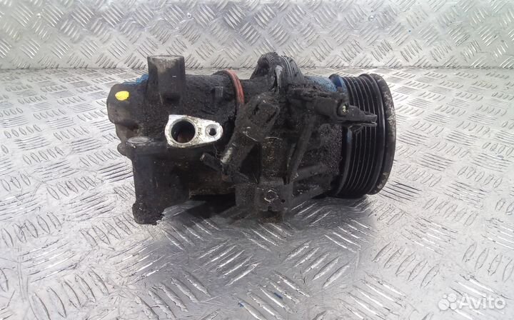 Компрессор системы кондиционирования Toyota Auris