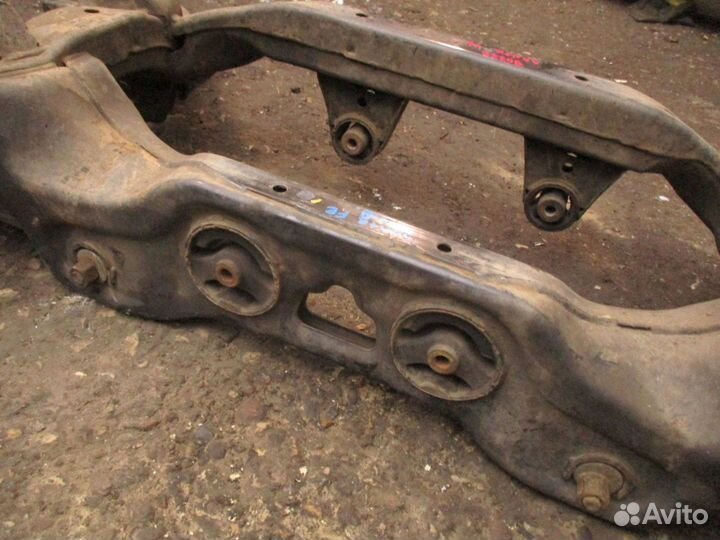 Балка задняя Hyundai Santa Fe 2 (CM)