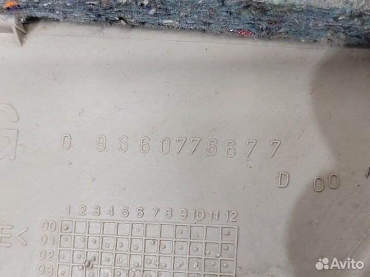 Накладка задней стойки задняя левая Peugeot 307 3С