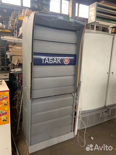 Табачный шкаф