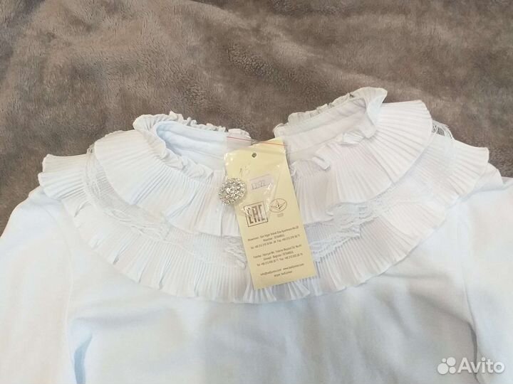 Блузка новая школьная на возраст 9-14 лет. Турция