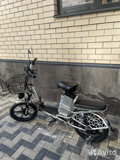 Электровелосипед Minako v8 pro + 2 аккума