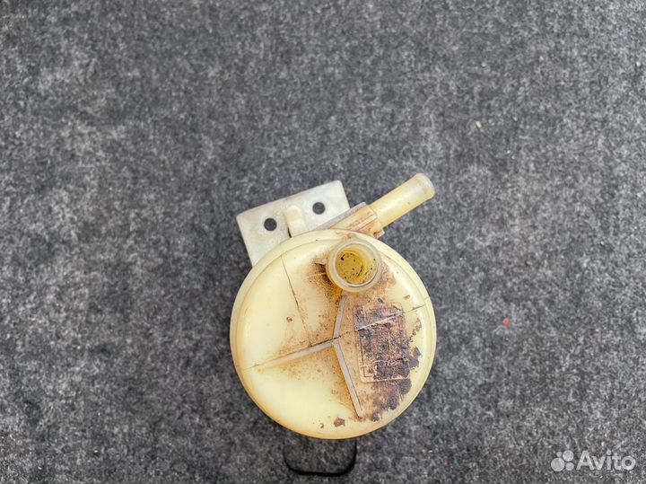 Бачок гур Chevrolet Lanos