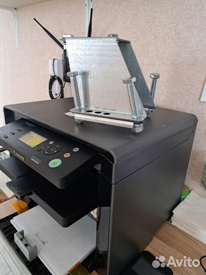 Кронштейн крепления запасного колеса на прицепе