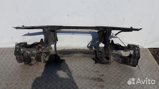 Передняя панель крепления облицовки (телевизор) BMW X5 E53 (PEA02G201)