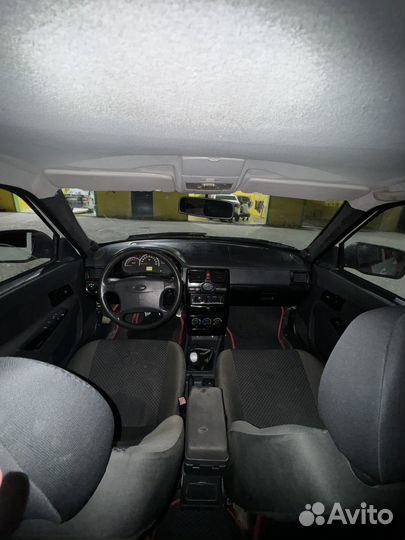 LADA Priora 1.6 МТ, 2011, 242 300 км