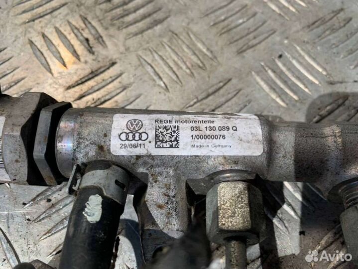 Датчик давления топлива Audi A4 B8 (S4,RS4) 2.0 03L130089Q