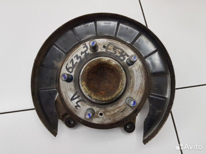 Кулак поворотный задний левый (Changan CS35)