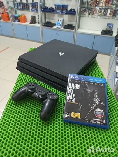 PlayStation 4 Pro 1TB + игра в подарок