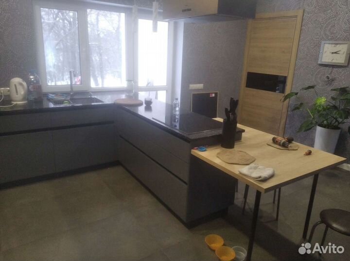 Кухня новая