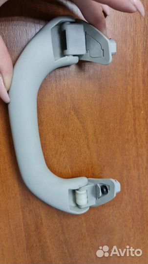 Ручка потолочная передняя Volkswagen Passat B6