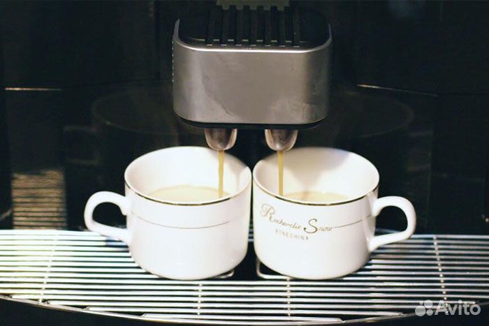 Кофеавтомат для зернового кофе Jetinno