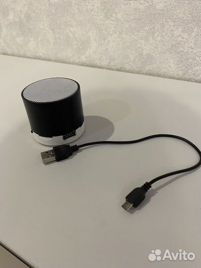 Блютуз колонка