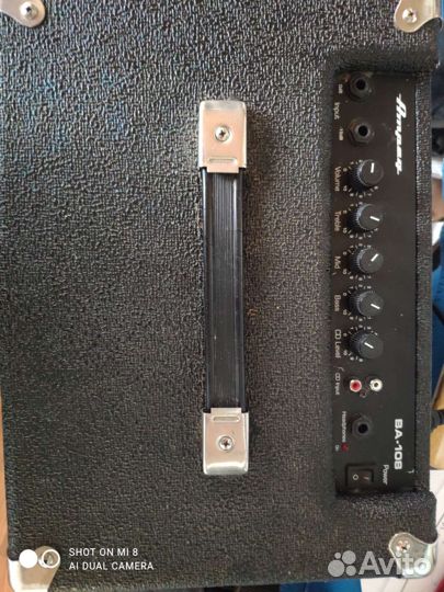 Комбо усилитель для бас гитары. Ampeg BA108