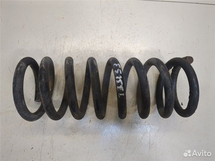 Пружина подвески Nissan Elgrand, 1998