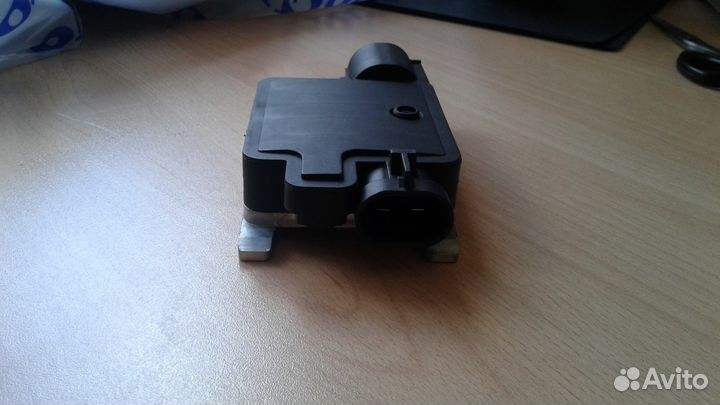 Блок управления вентилятором Форд Фокус 2, Мазда 3