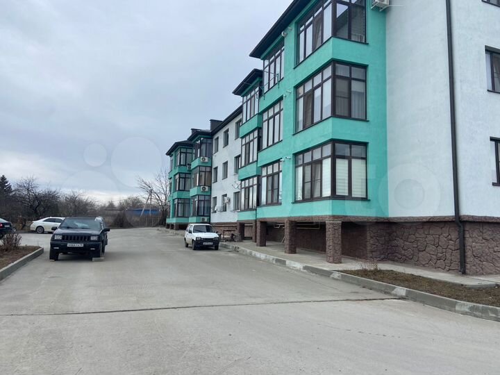 1-к. квартира, 40 м², 1/3 эт.