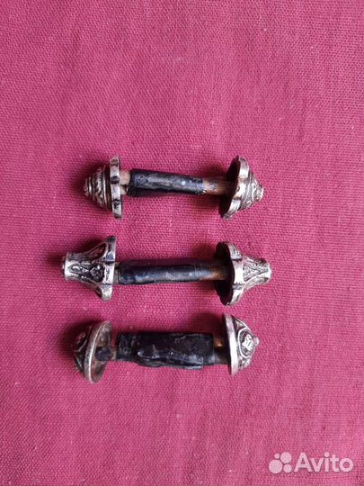 Детали на кинжал