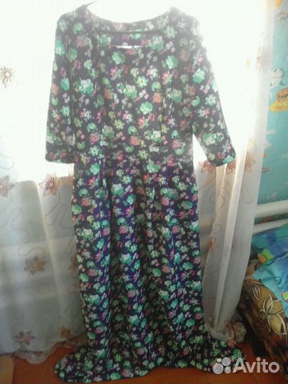 Платье в пол