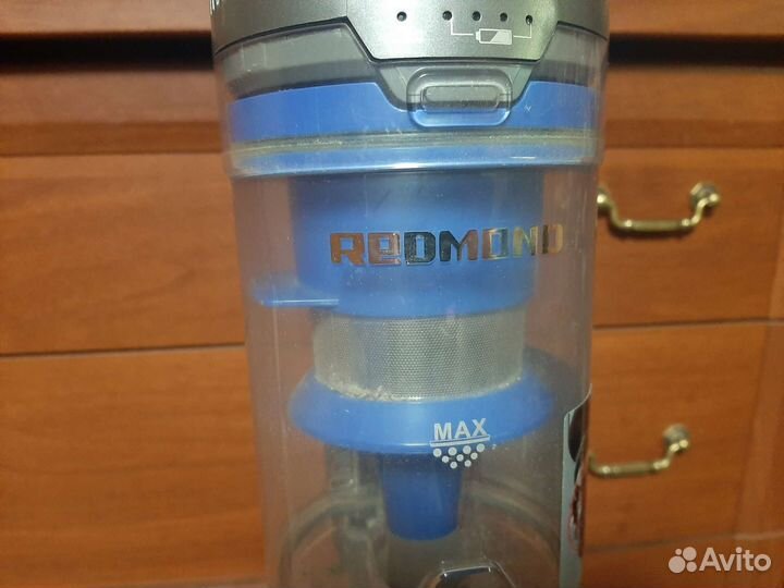 Беспроводной пылесос redmond