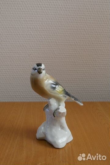 Фарфор. Статуэтка Птичка Sitzendorf 13см